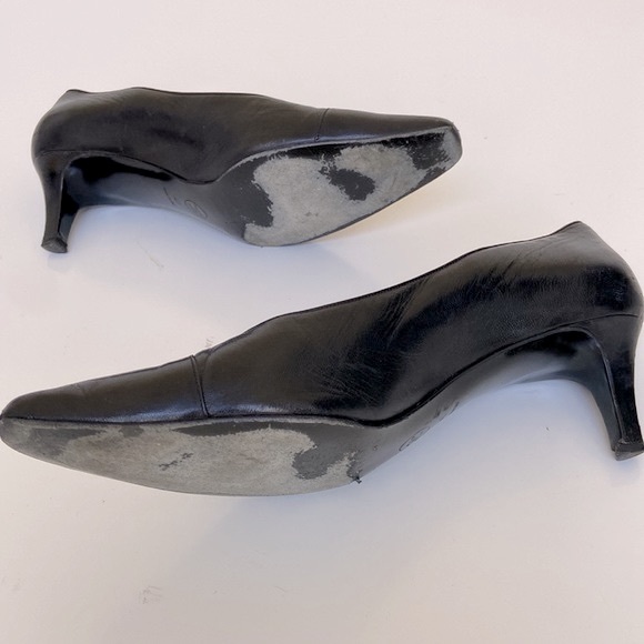 Chanel Vintage Lambskin Pumps - Picture 5 of 6